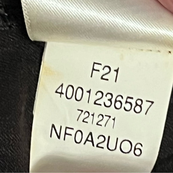 North Face Aphrodite 2.0 Capri - Picture 10 of 13